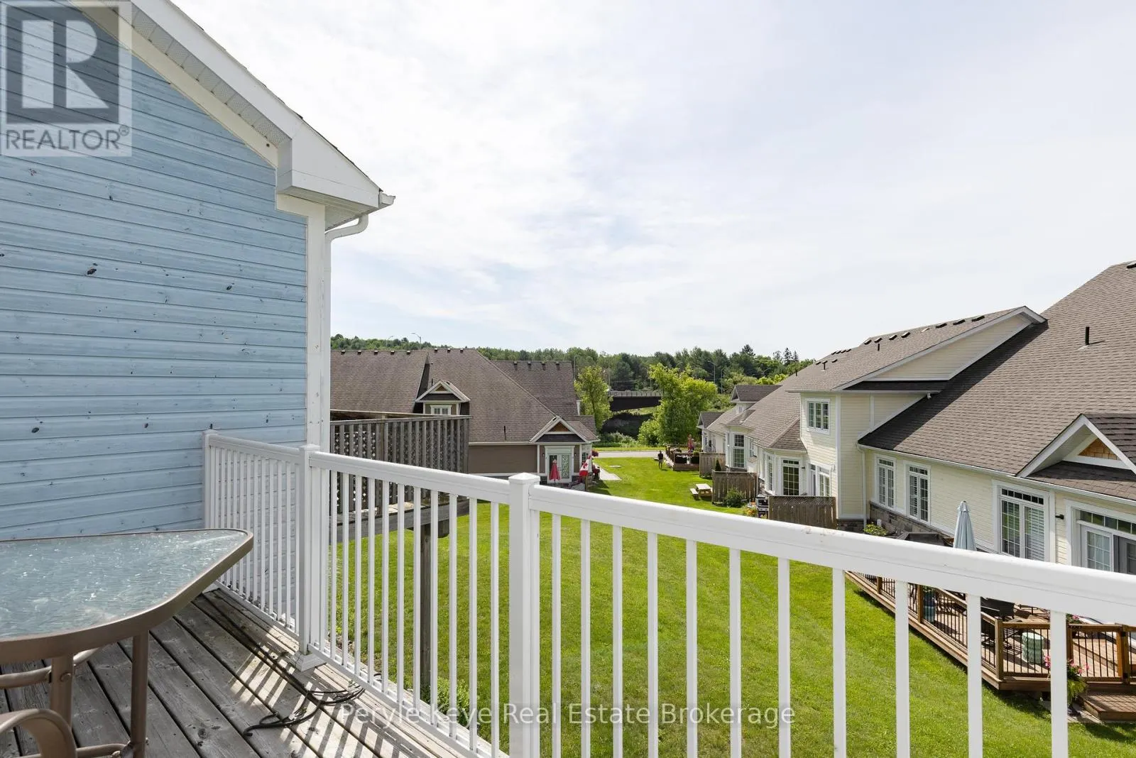 5 PRESCOTT CRESCENT