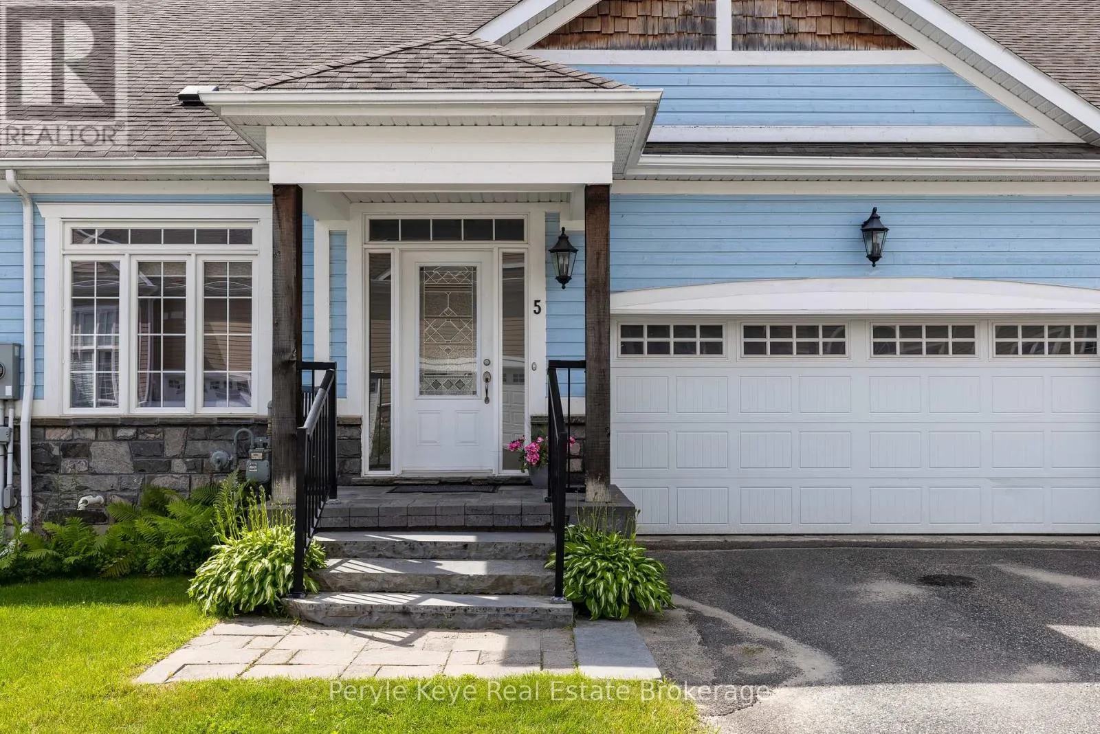 5 PRESCOTT CRESCENT