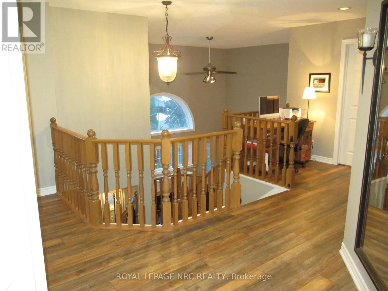 36 HONEY LOCUST CIRCLE