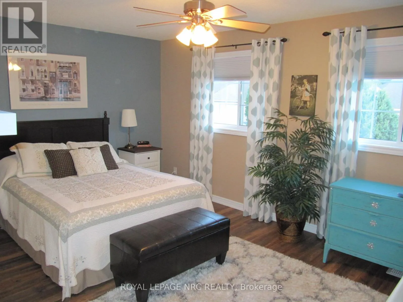 36 HONEY LOCUST CIRCLE