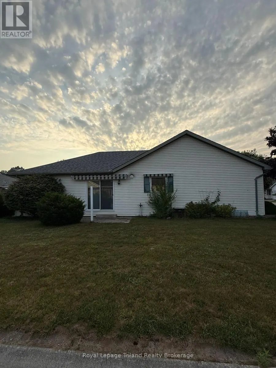 10 ARMSTRONG DRIVE