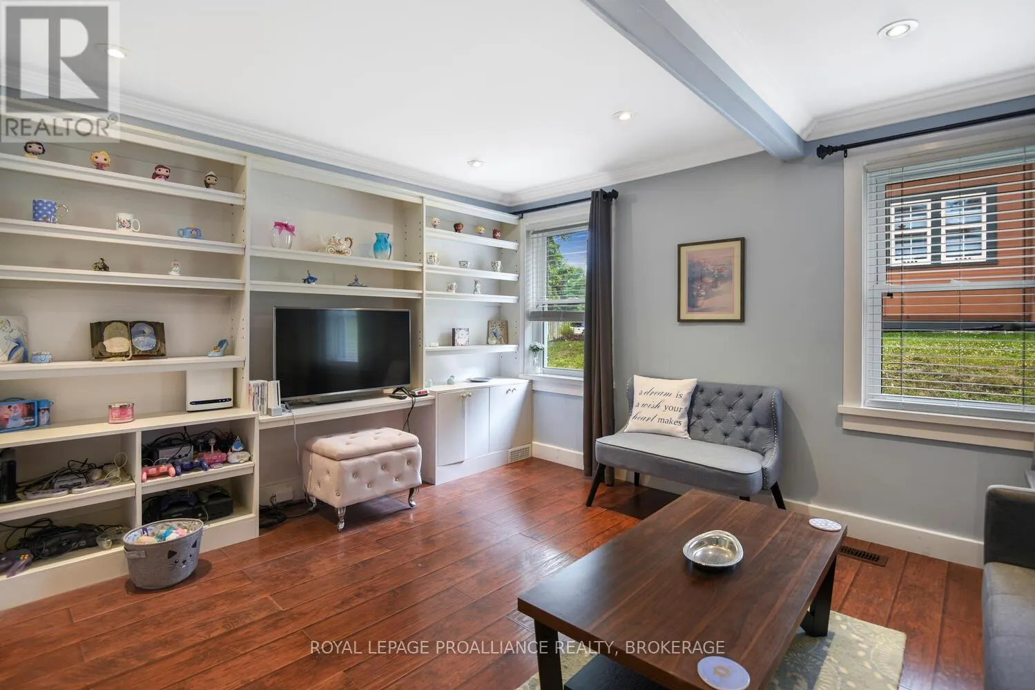 16 MCCREADY STREET