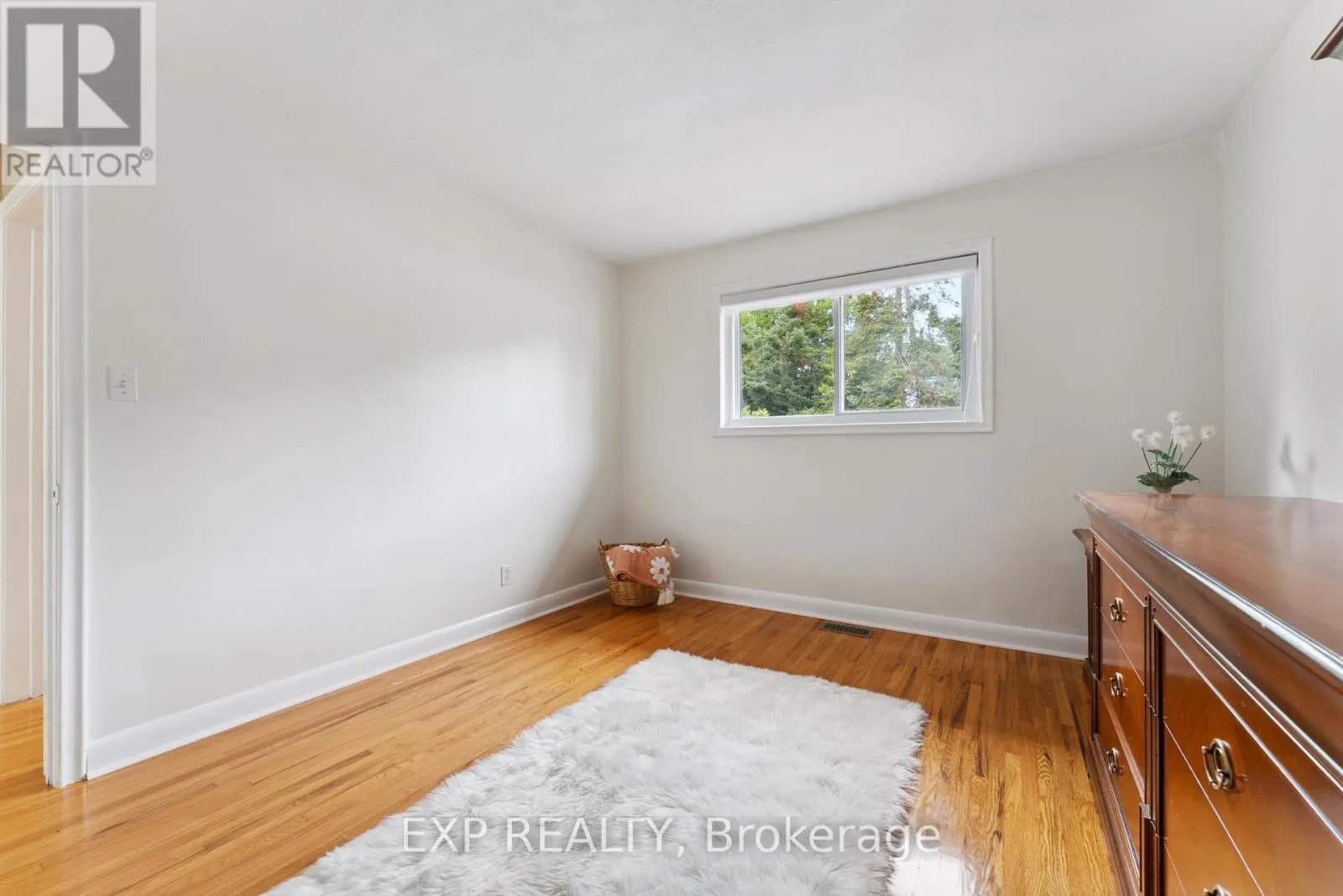 218 FARLEY AVENUE