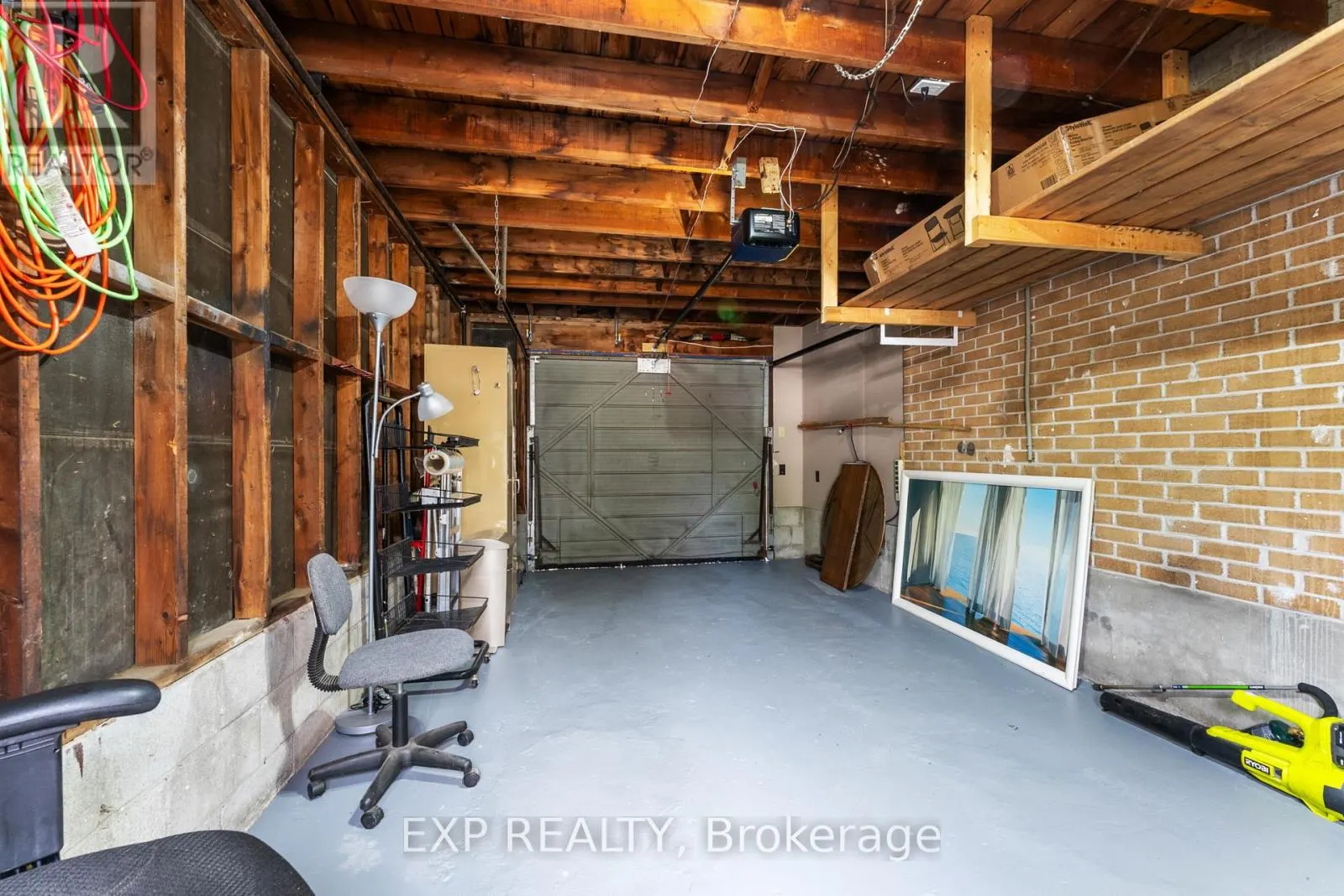 218 FARLEY AVENUE