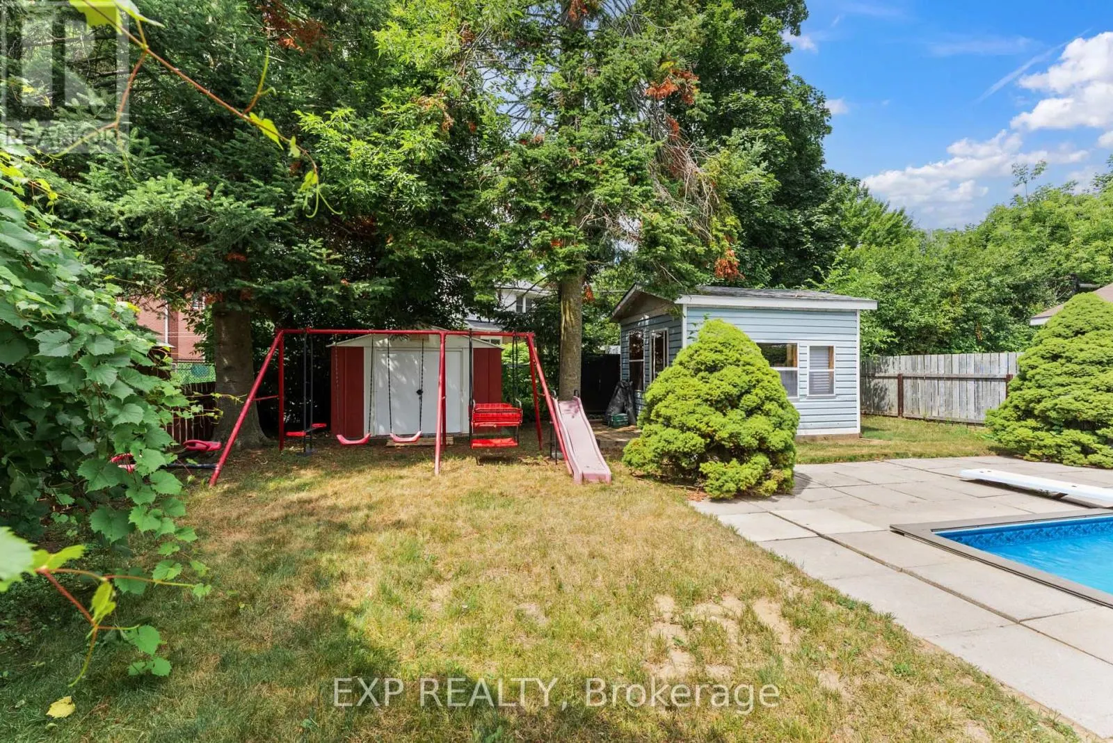 218 FARLEY AVENUE