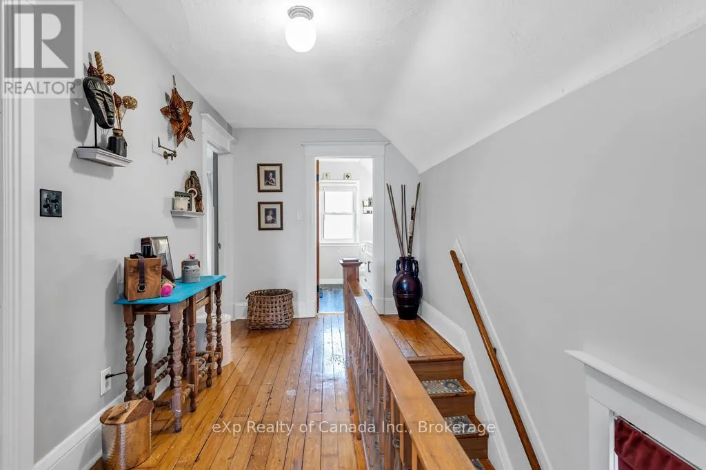 81 ELGIN STREET
