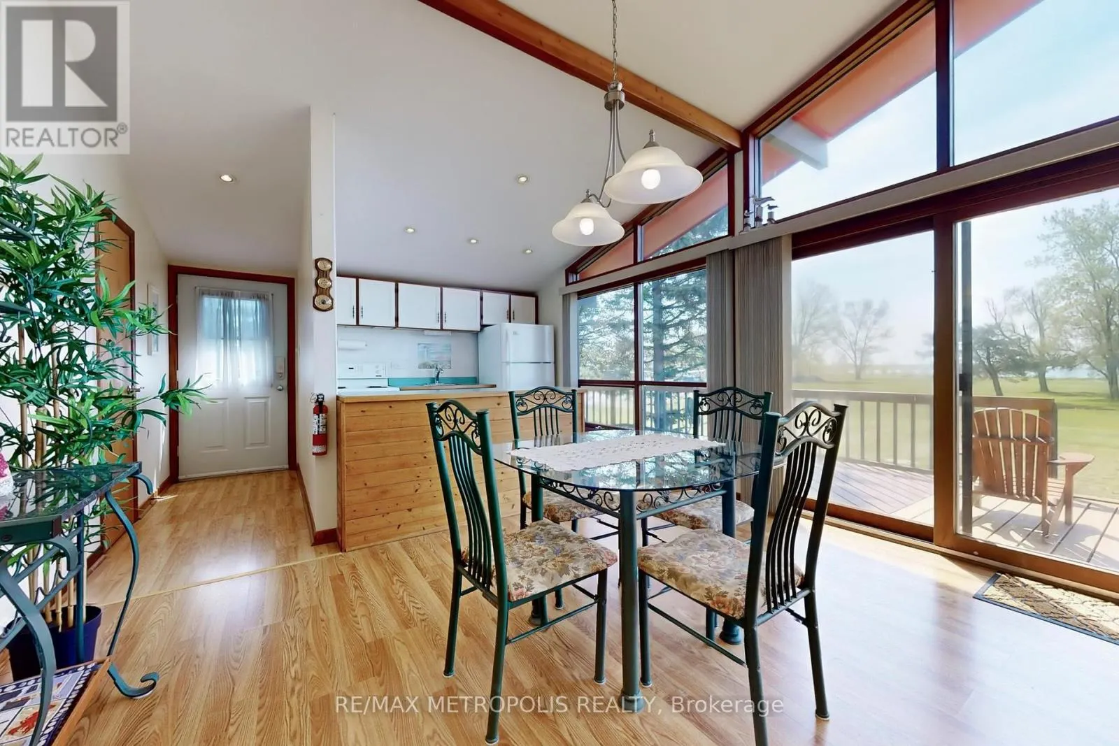 40 RABBIT ROAD
