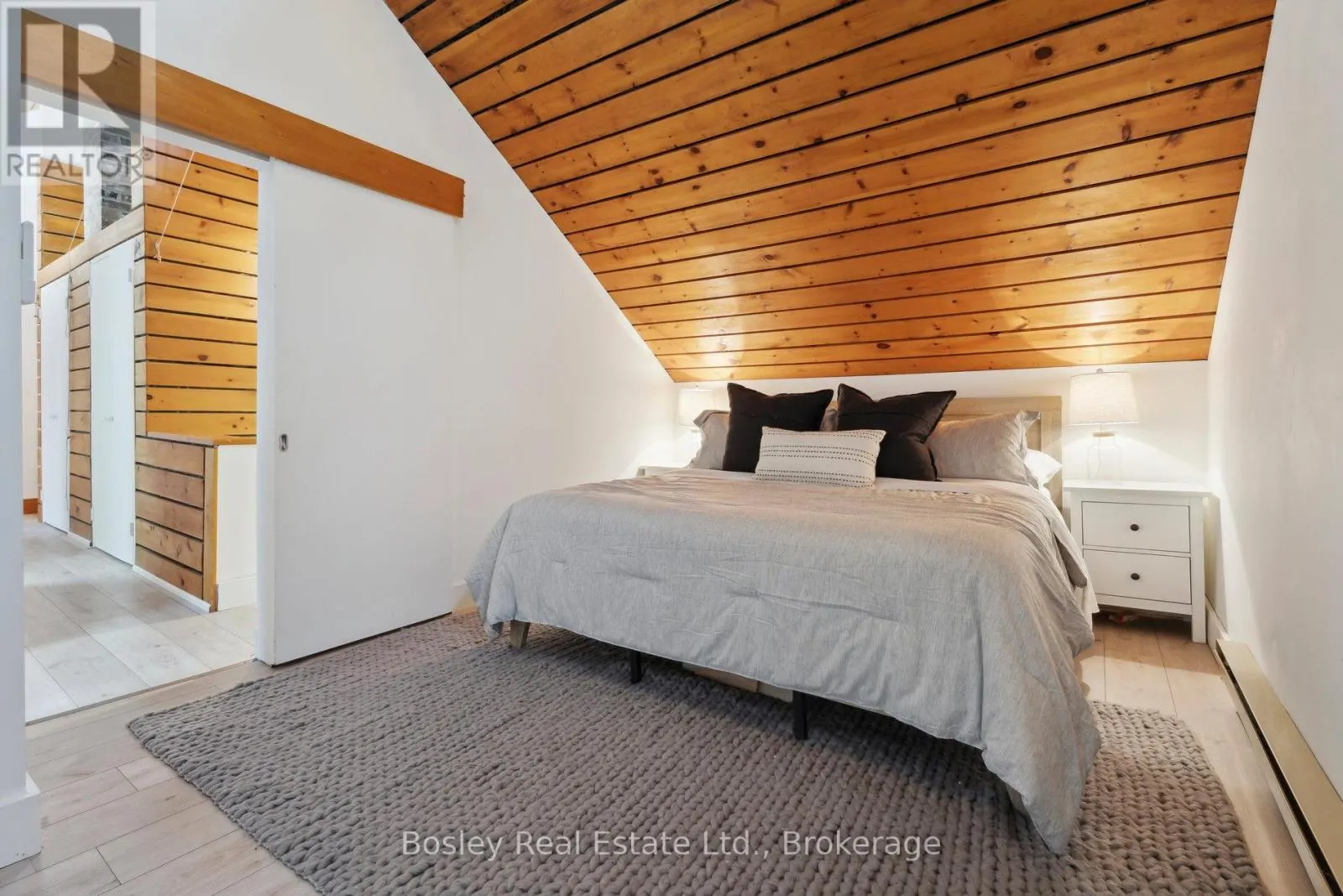 101 ST MORITZ CRESCENT