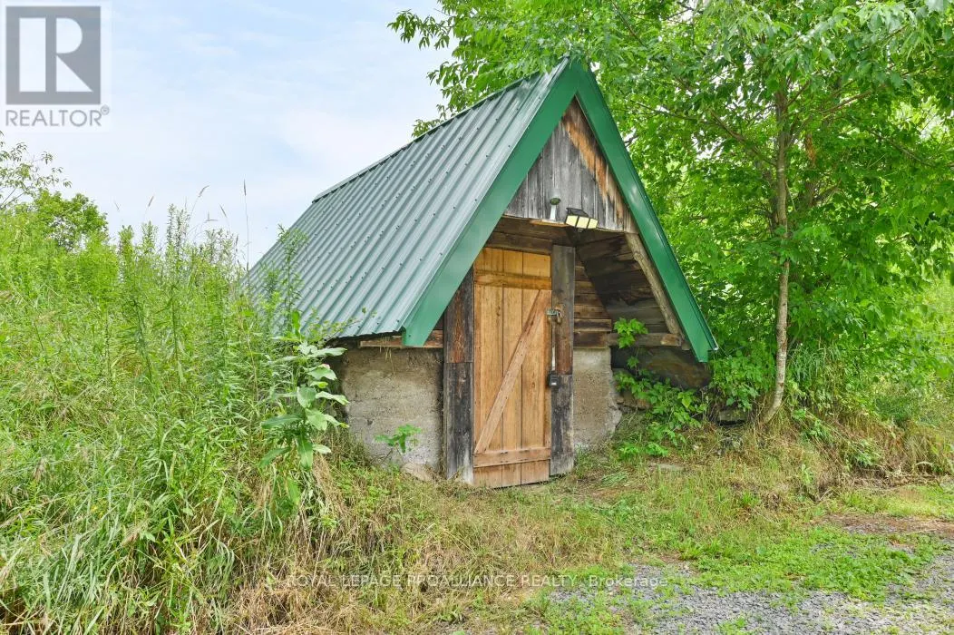 2506 MCLEAN ROAD