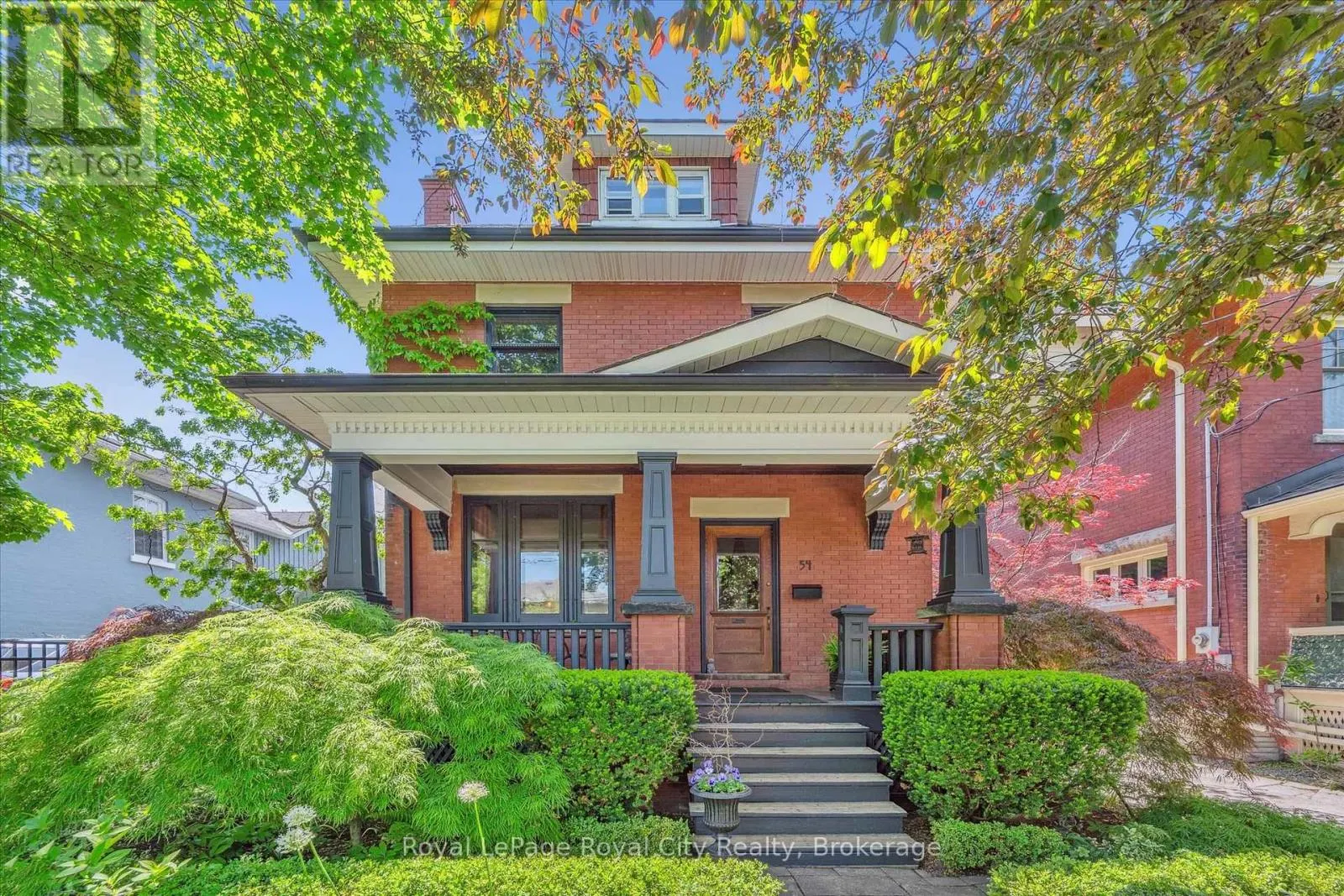 54 CLINTON STREET