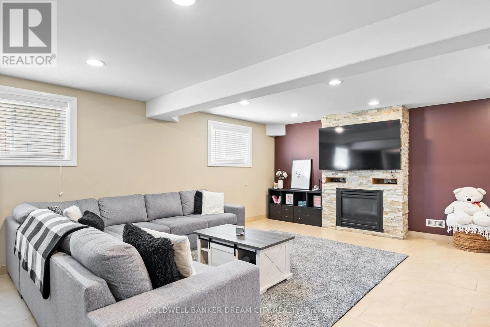 239 BRANTON CRESCENT