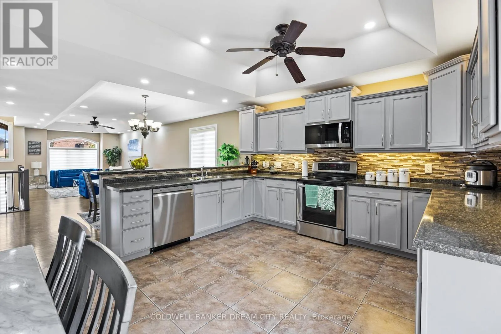 239 BRANTON CRESCENT