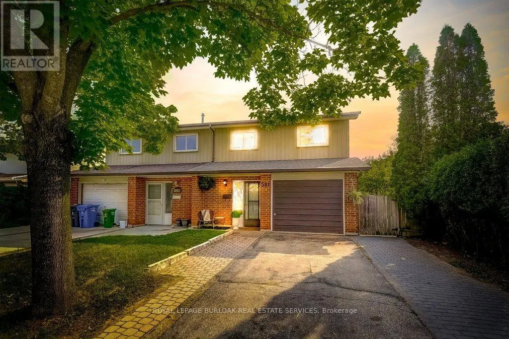 581 COLLEGE AVENUE W