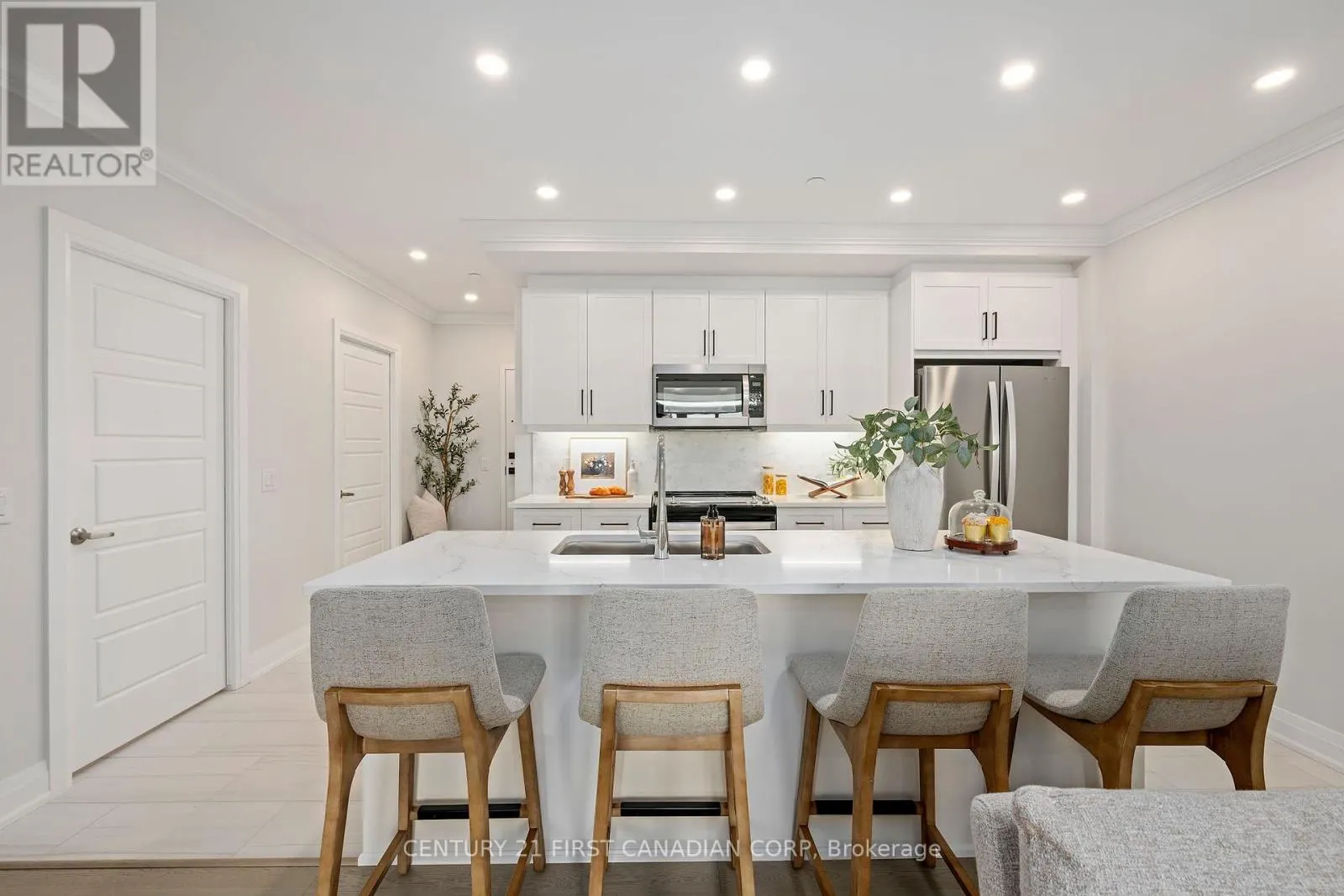 407 - 1560 UPPER WEST AVENUE, #407