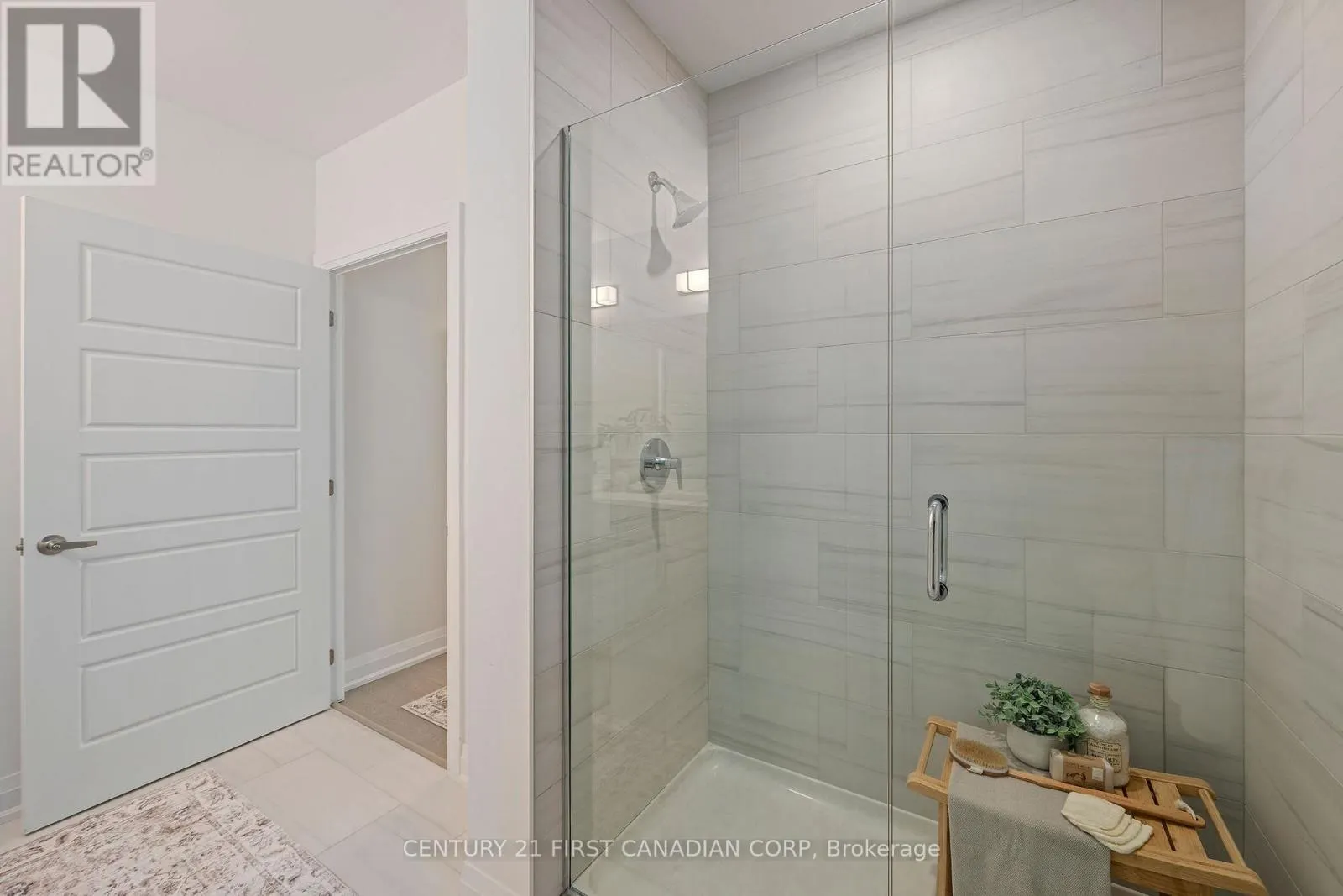 407 - 1560 UPPER WEST AVENUE, #407