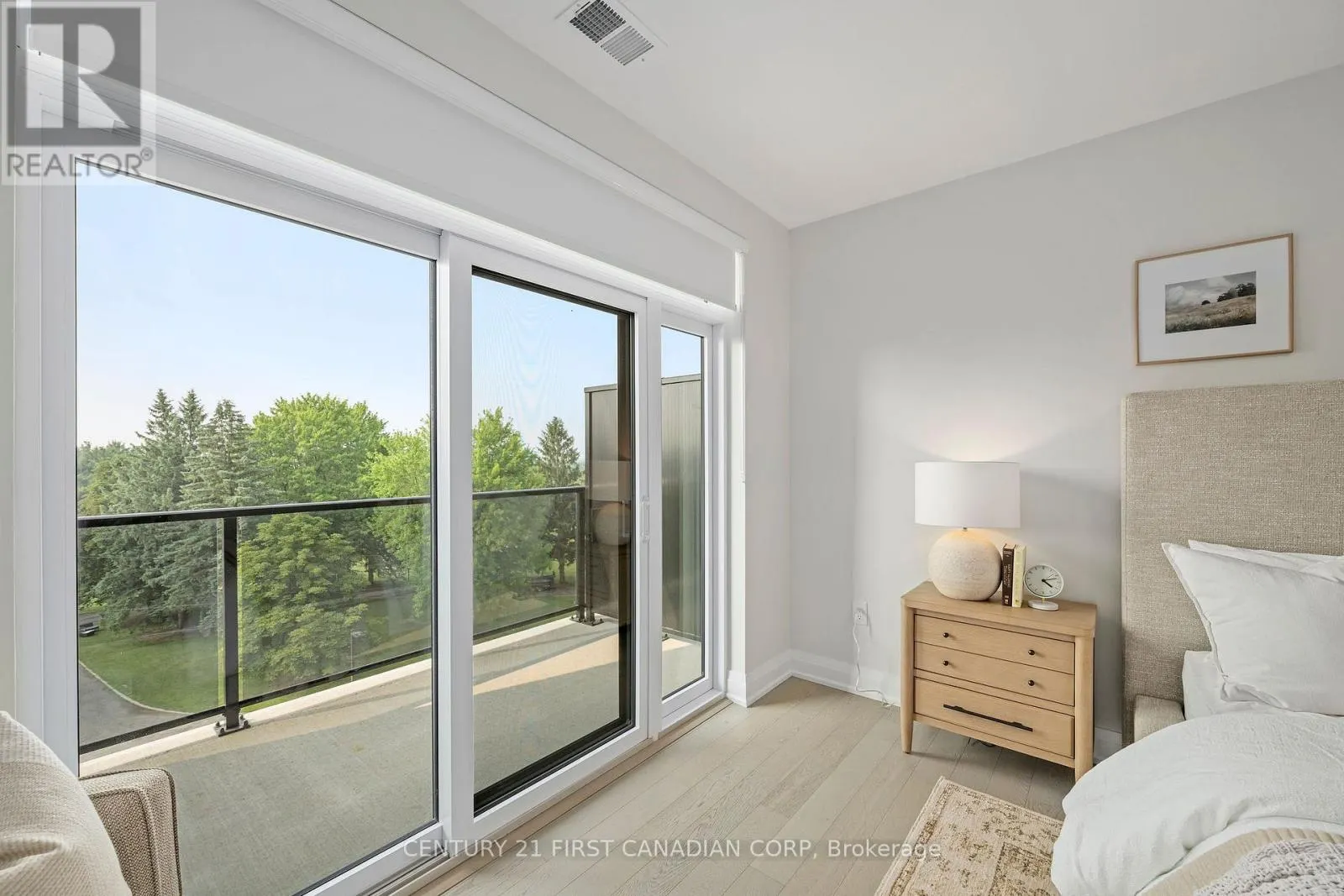 407 - 1560 UPPER WEST AVENUE, #407