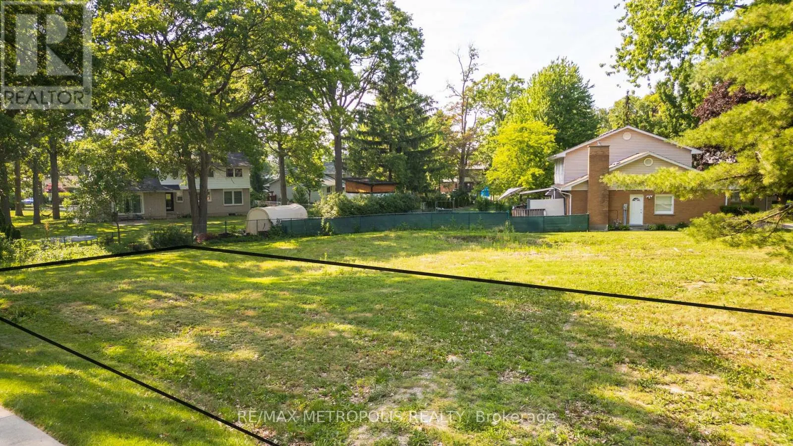 1307-N RIDGEWOOD DRIVE