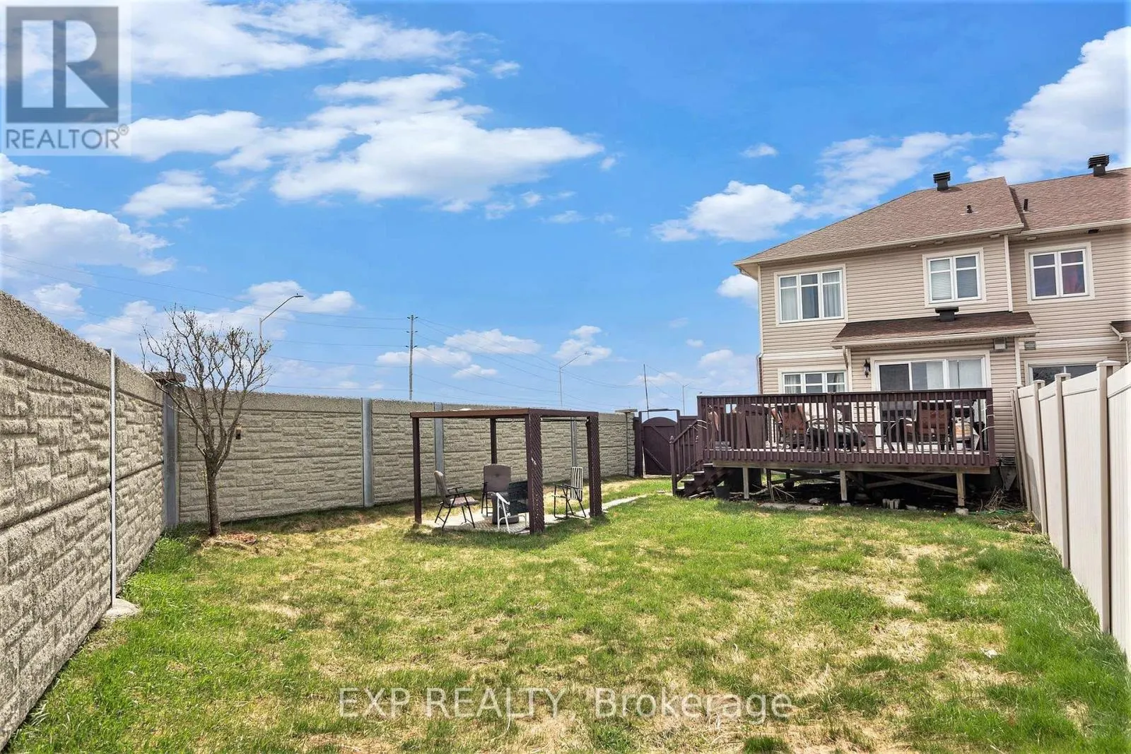 258 TRAIL SIDE CIRCLE