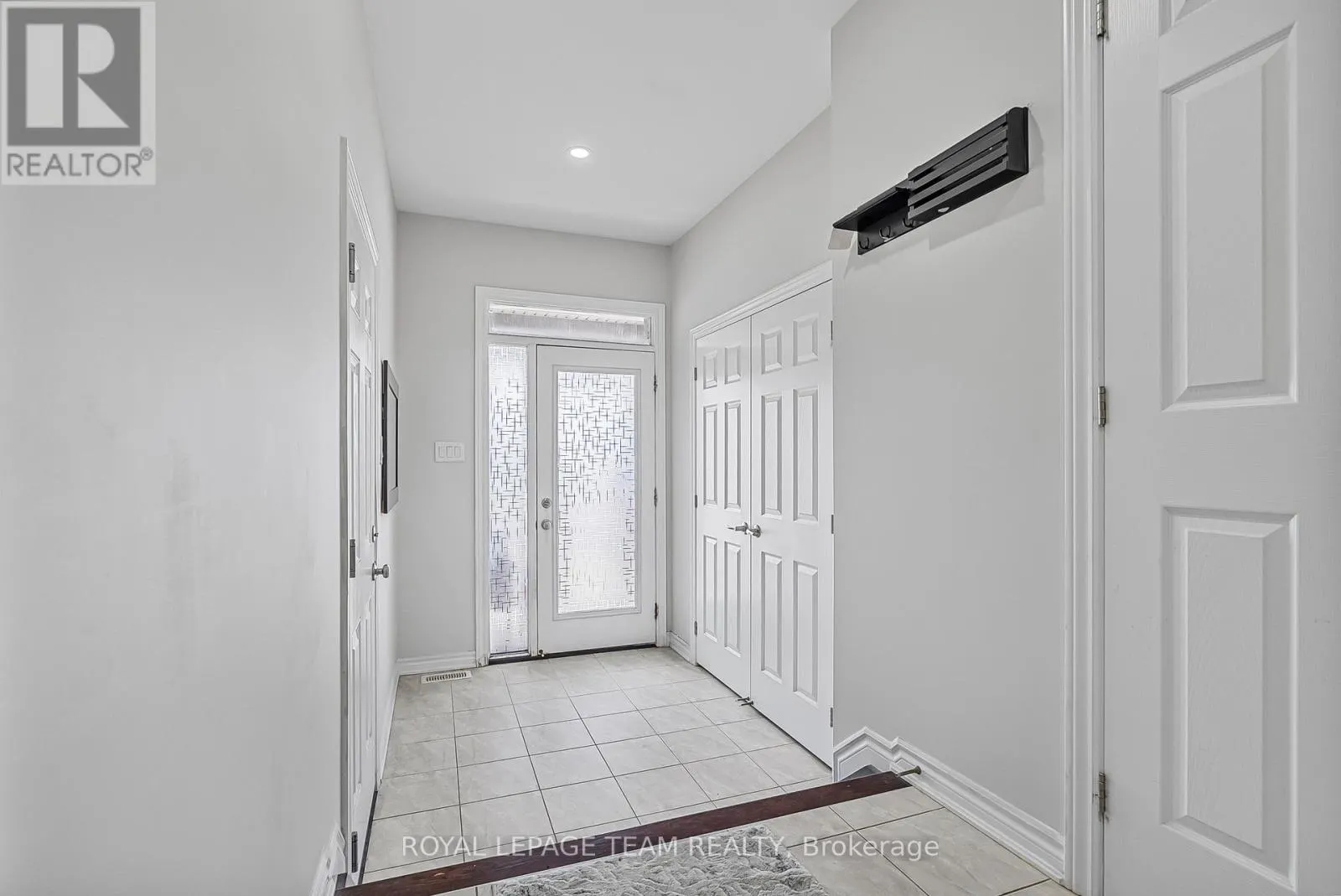 622 PARADE DRIVE