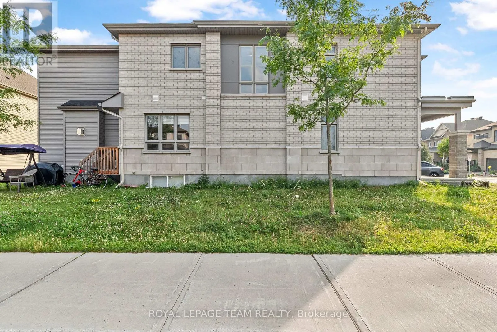 622 PARADE DRIVE