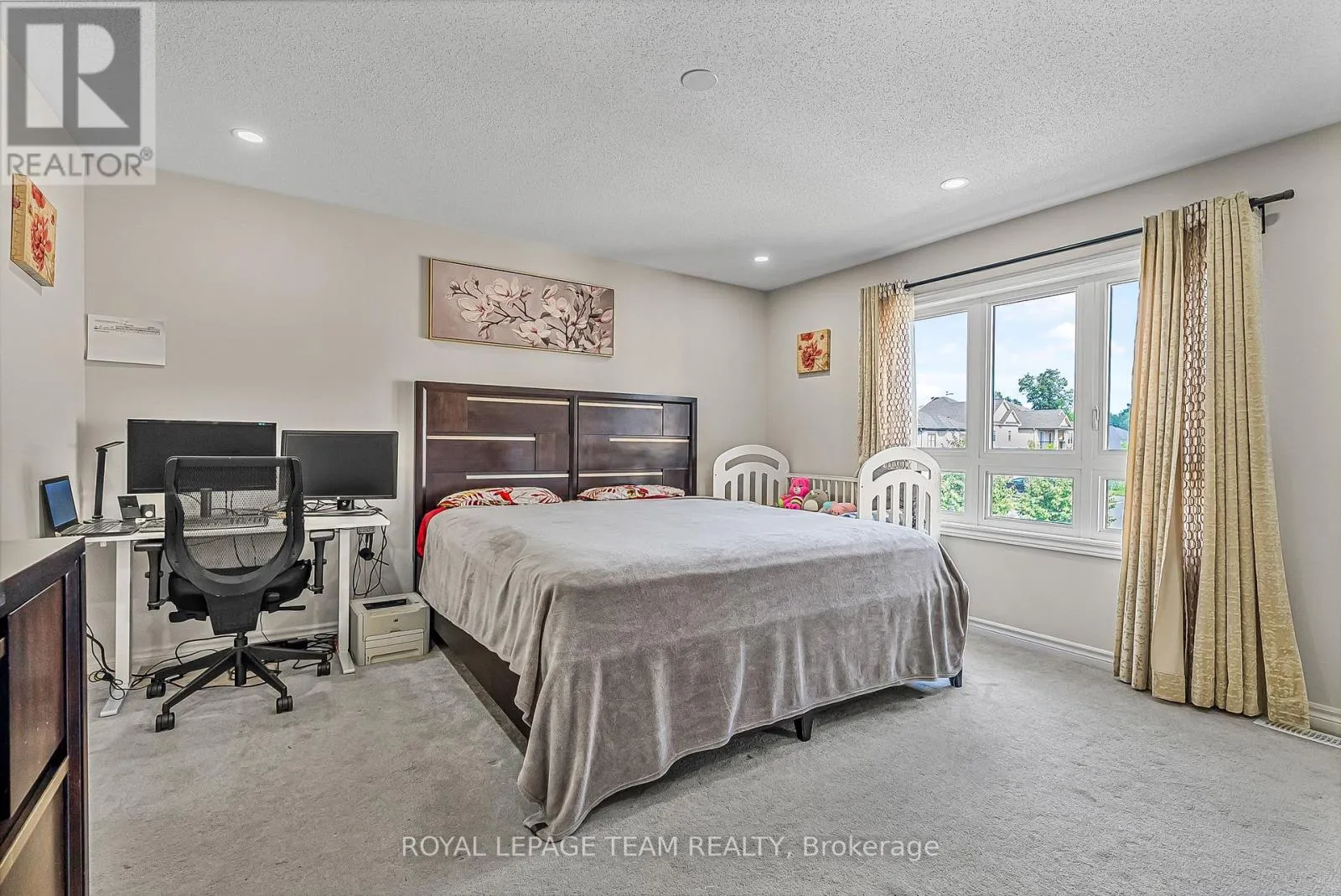 622 PARADE DRIVE