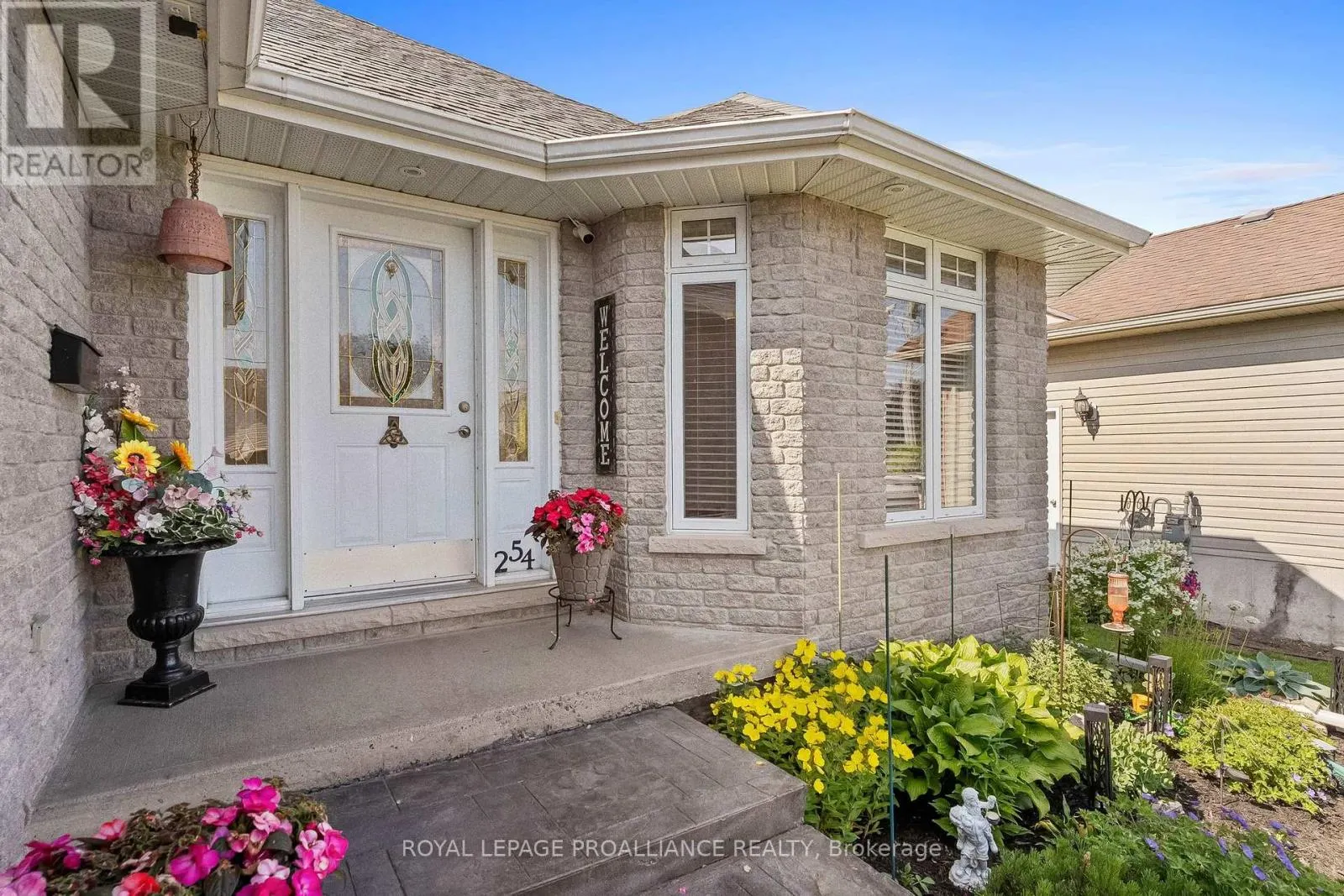 254 RAGLAN STREET