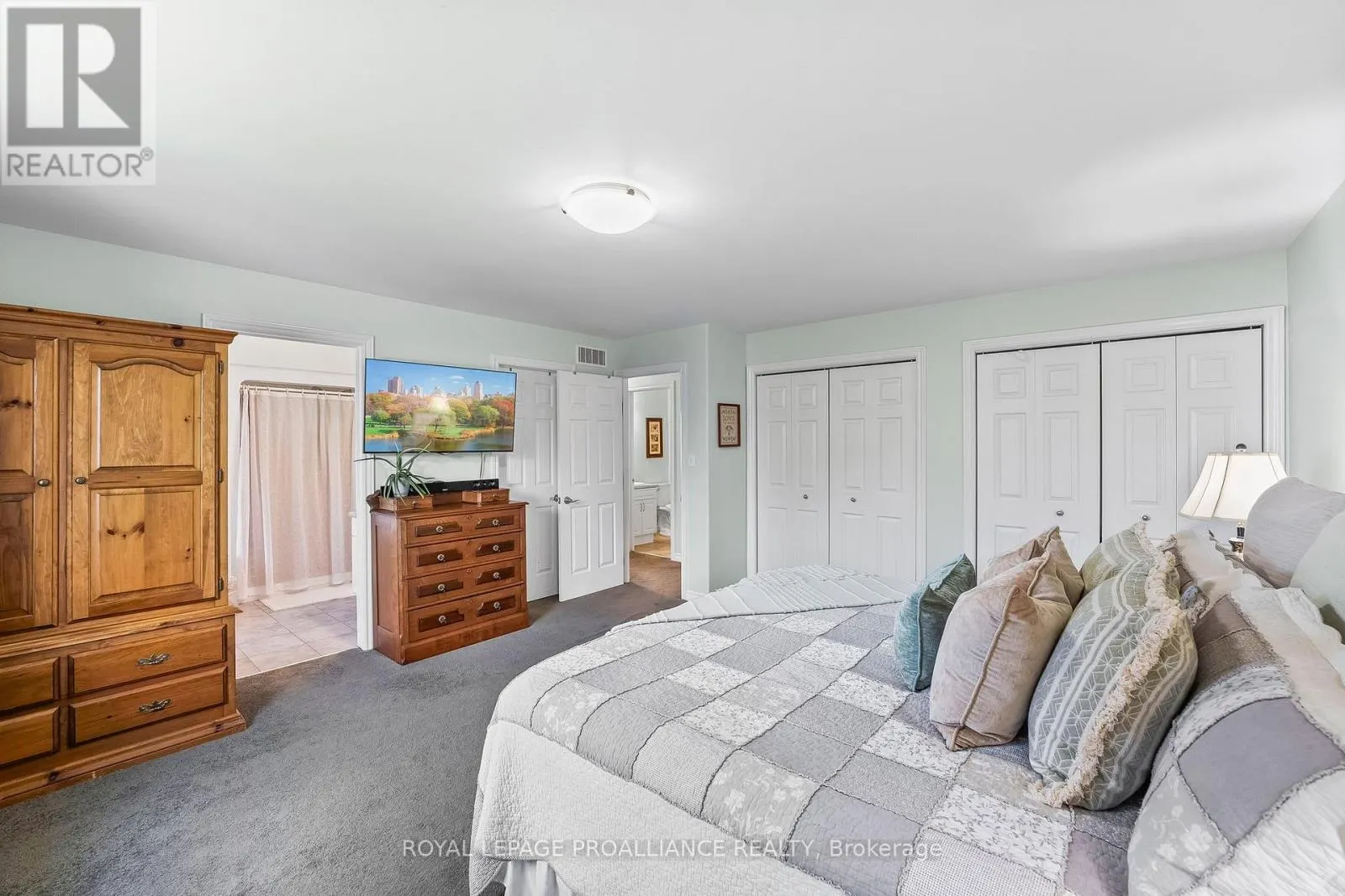 254 RAGLAN STREET
