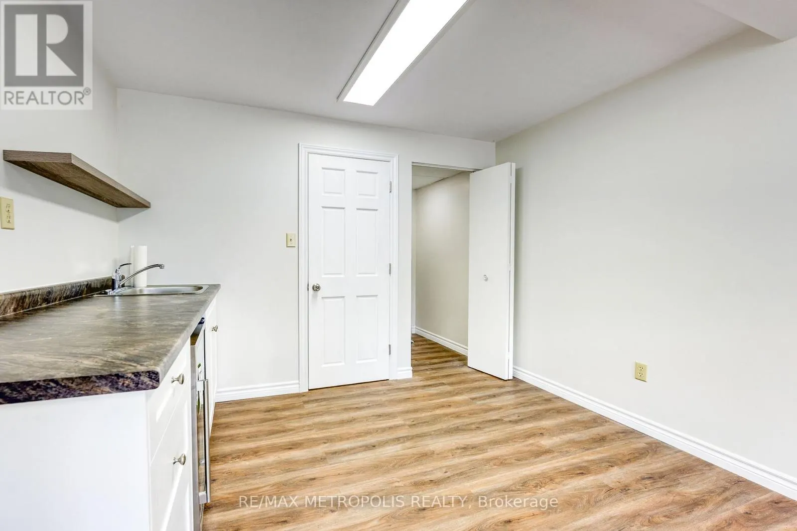 431 CAMPBELL STREET
