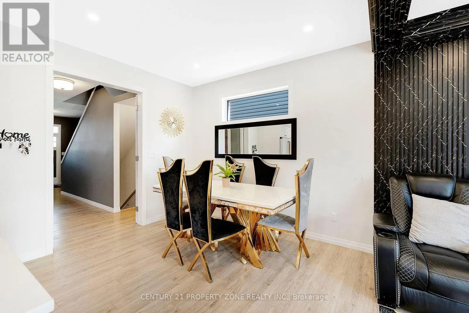 22 LIVINGSTON DRIVE