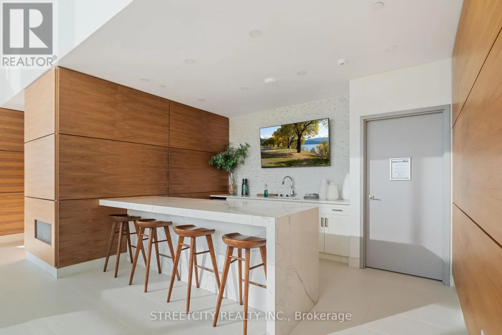 1709 - 505 TALBOT STREET, #1709
