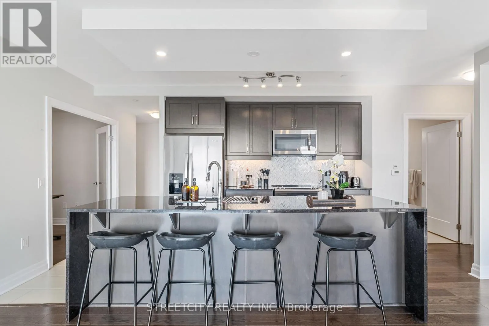 1709 - 505 TALBOT STREET, #1709