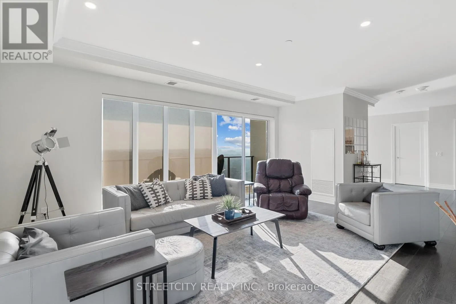 1709 - 505 TALBOT STREET, #1709