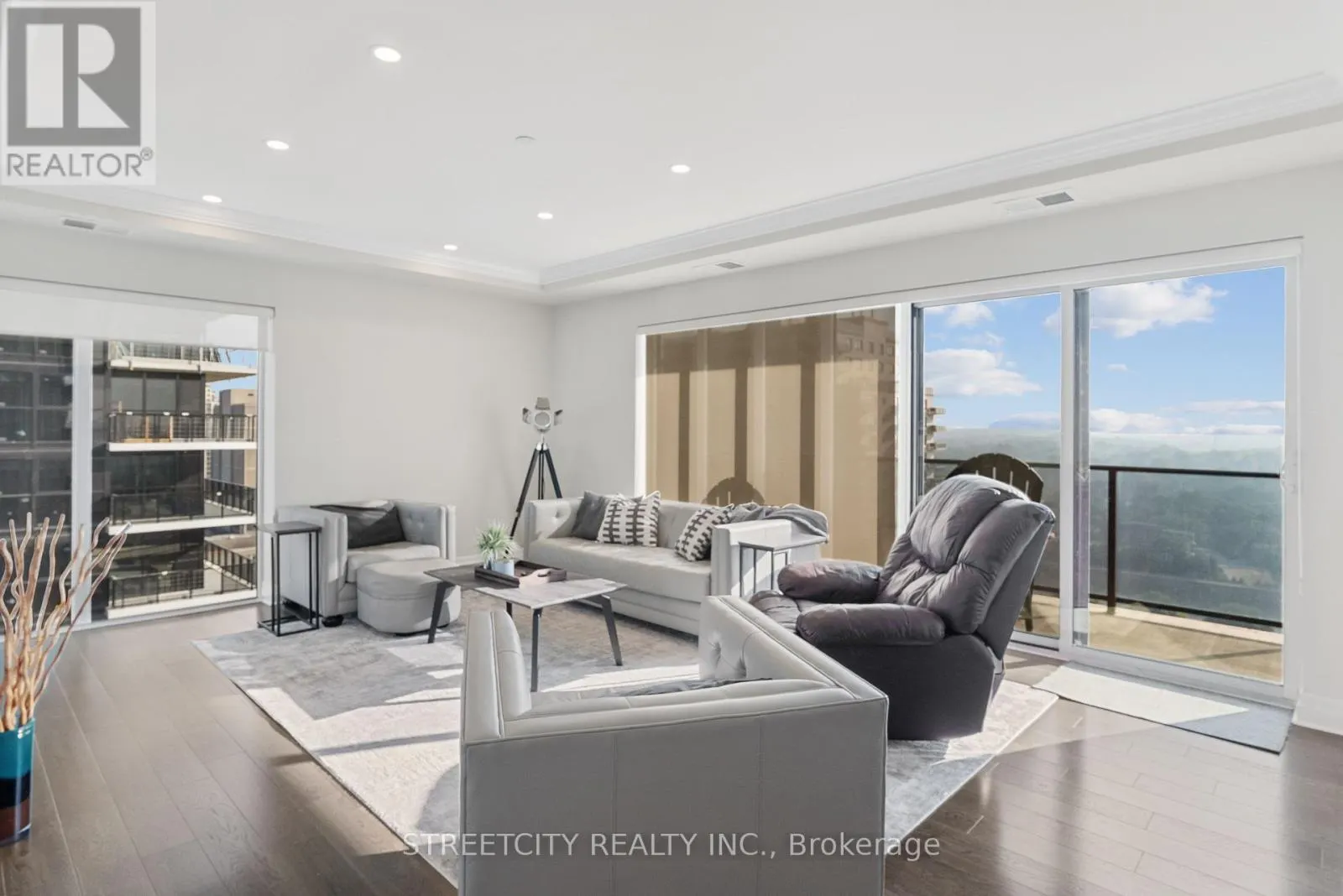 1709 - 505 TALBOT STREET, #1709
