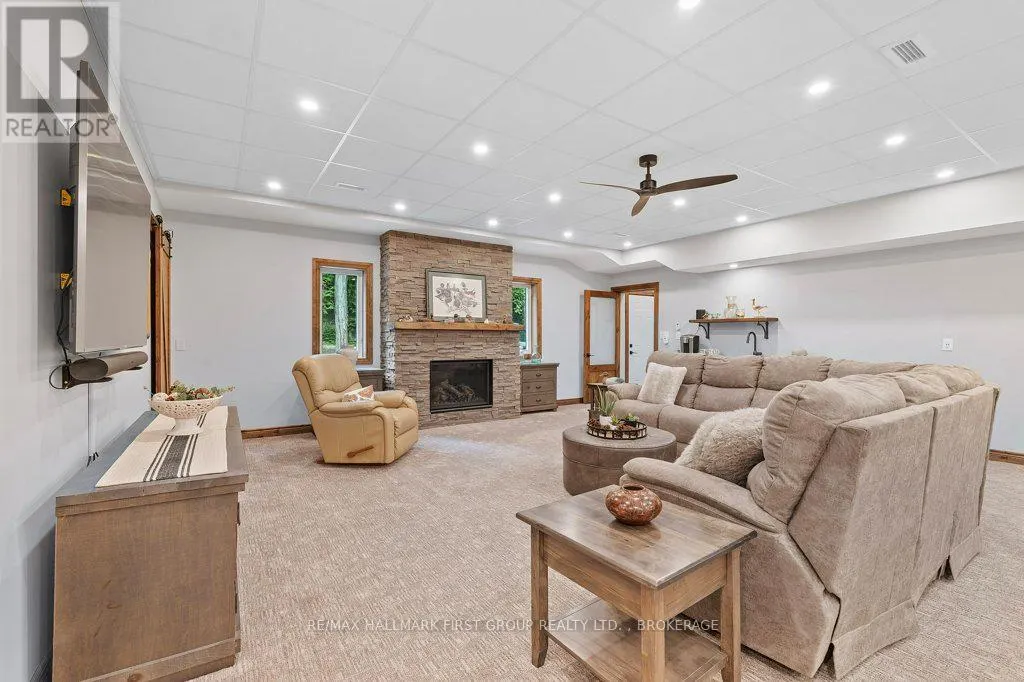 1023 PEPPER LANE