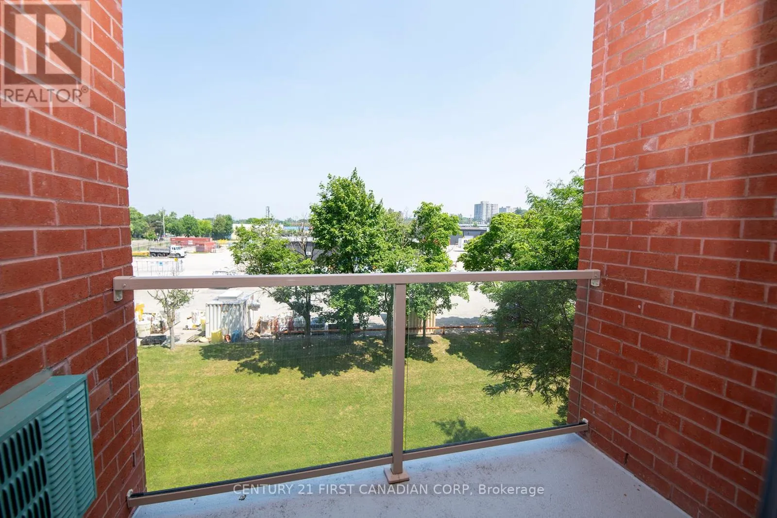405 - 77 BASELINE ROAD, #405