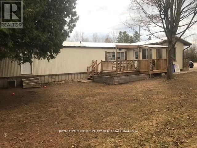 5 LAUREL LANE