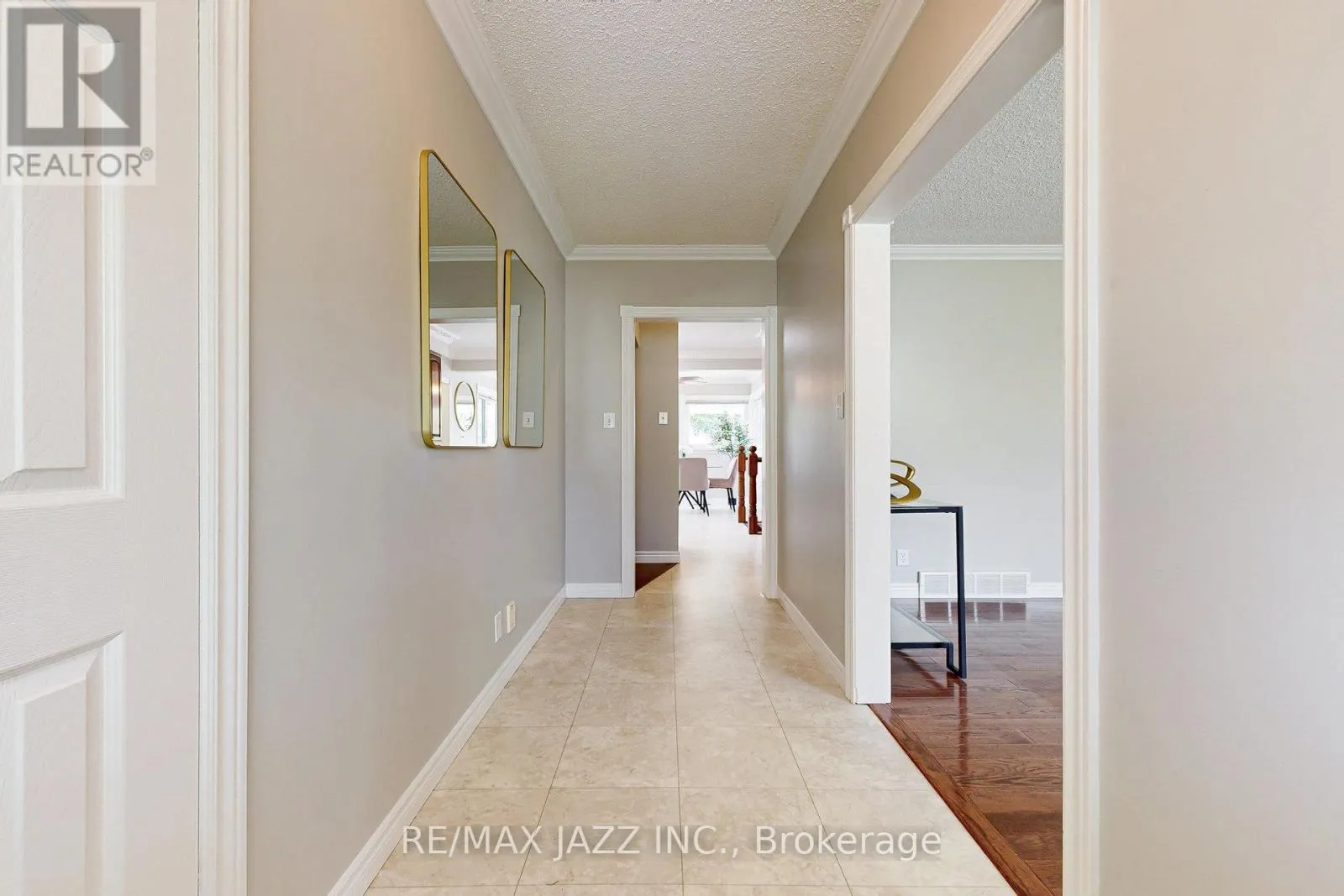 13 SPRINGBROOK ROAD