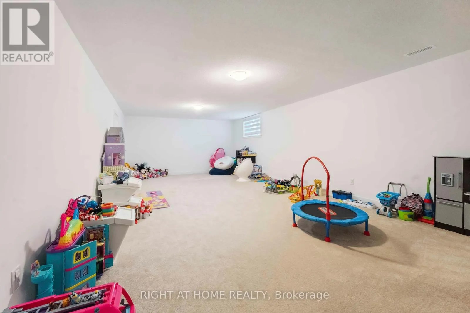 848 BECKTON HEIGHTS S