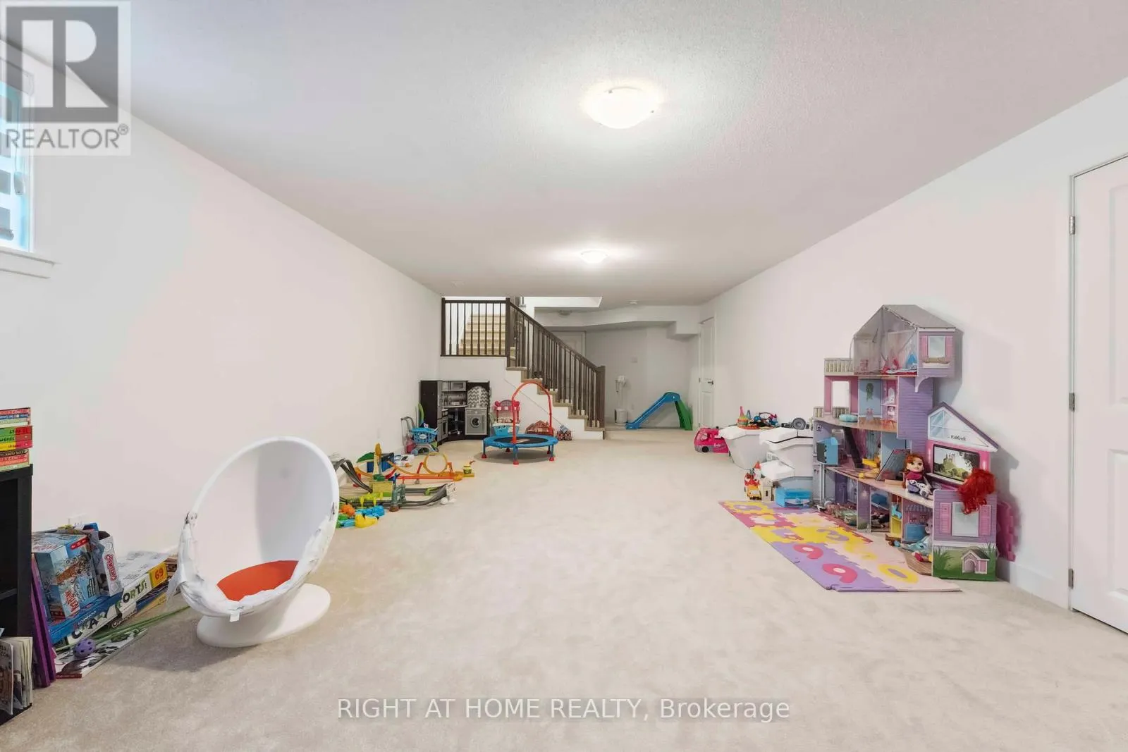 848 BECKTON HEIGHTS S