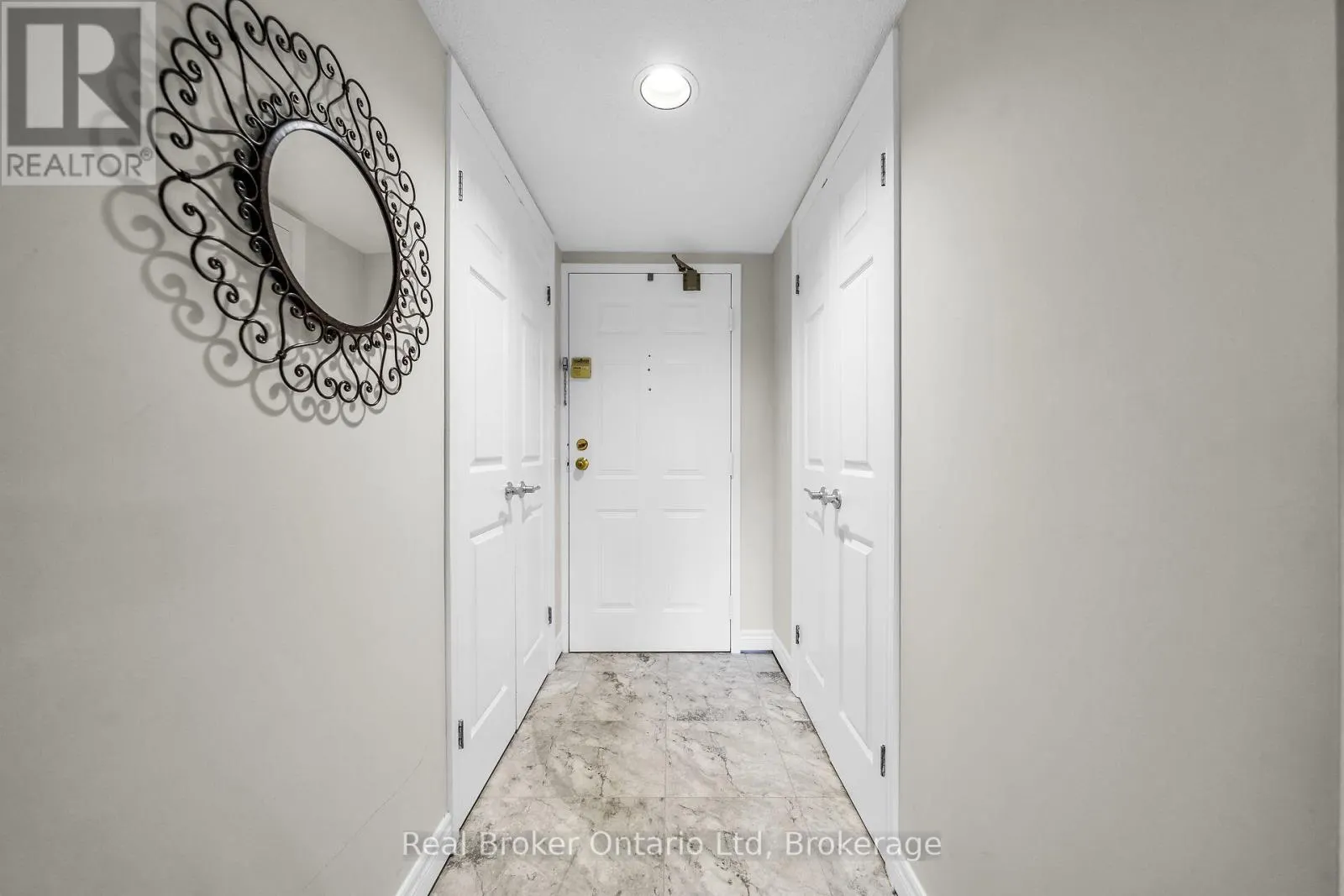 314 - 150 WILSON STREET W, #314