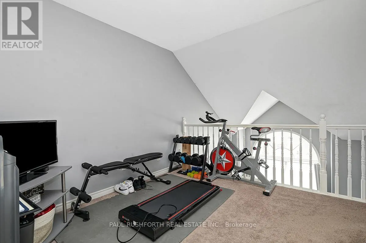 12 - 1701 BLOHM DRIVE