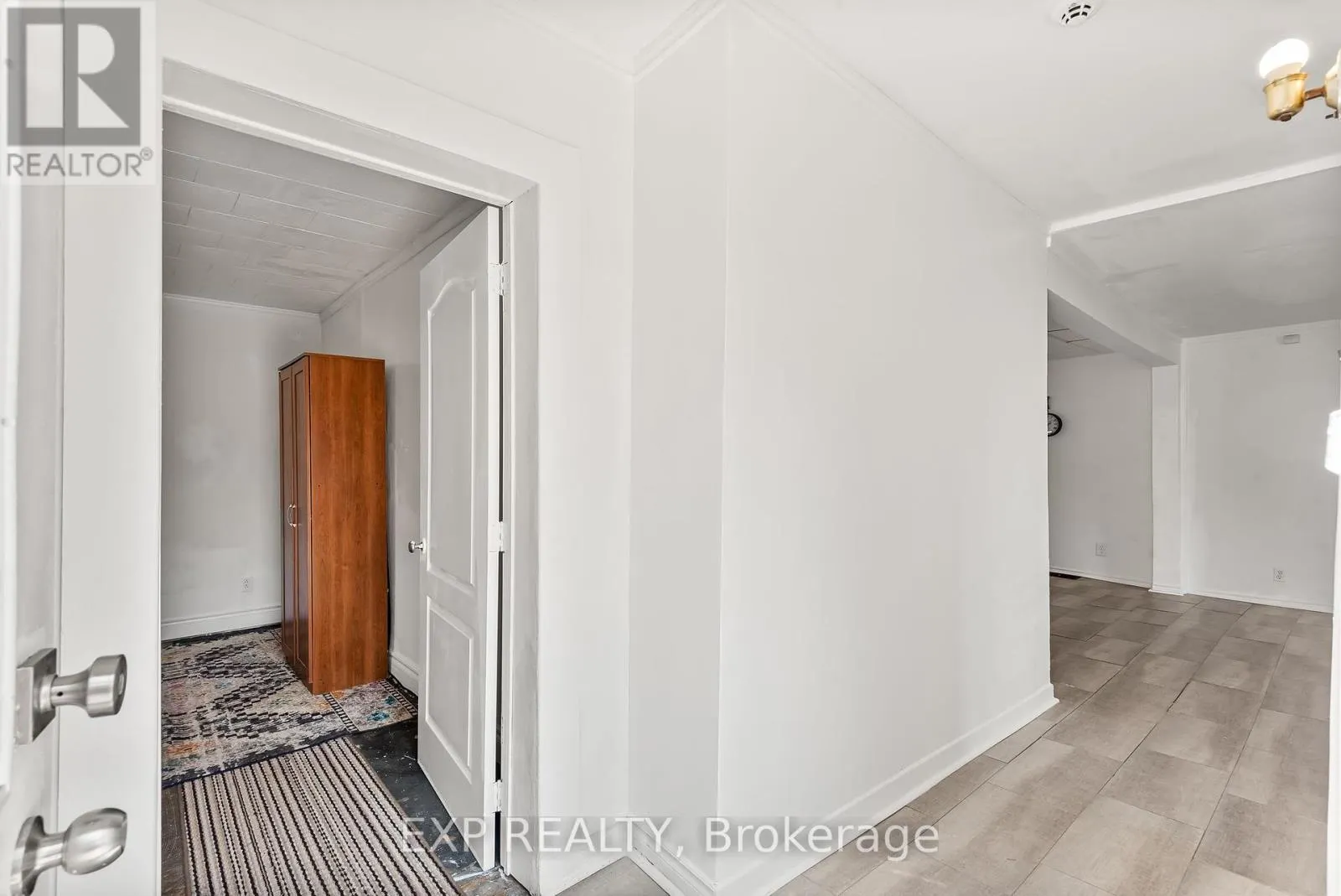 16 SWAYNE STREET