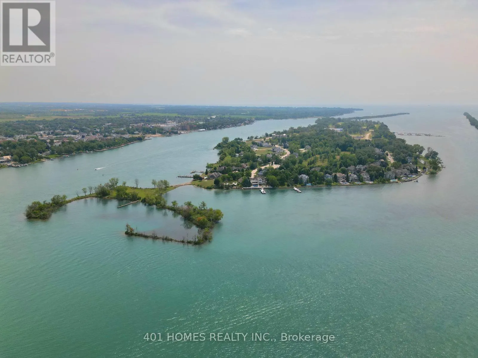 271 CRYSTAL BAY DRIVE