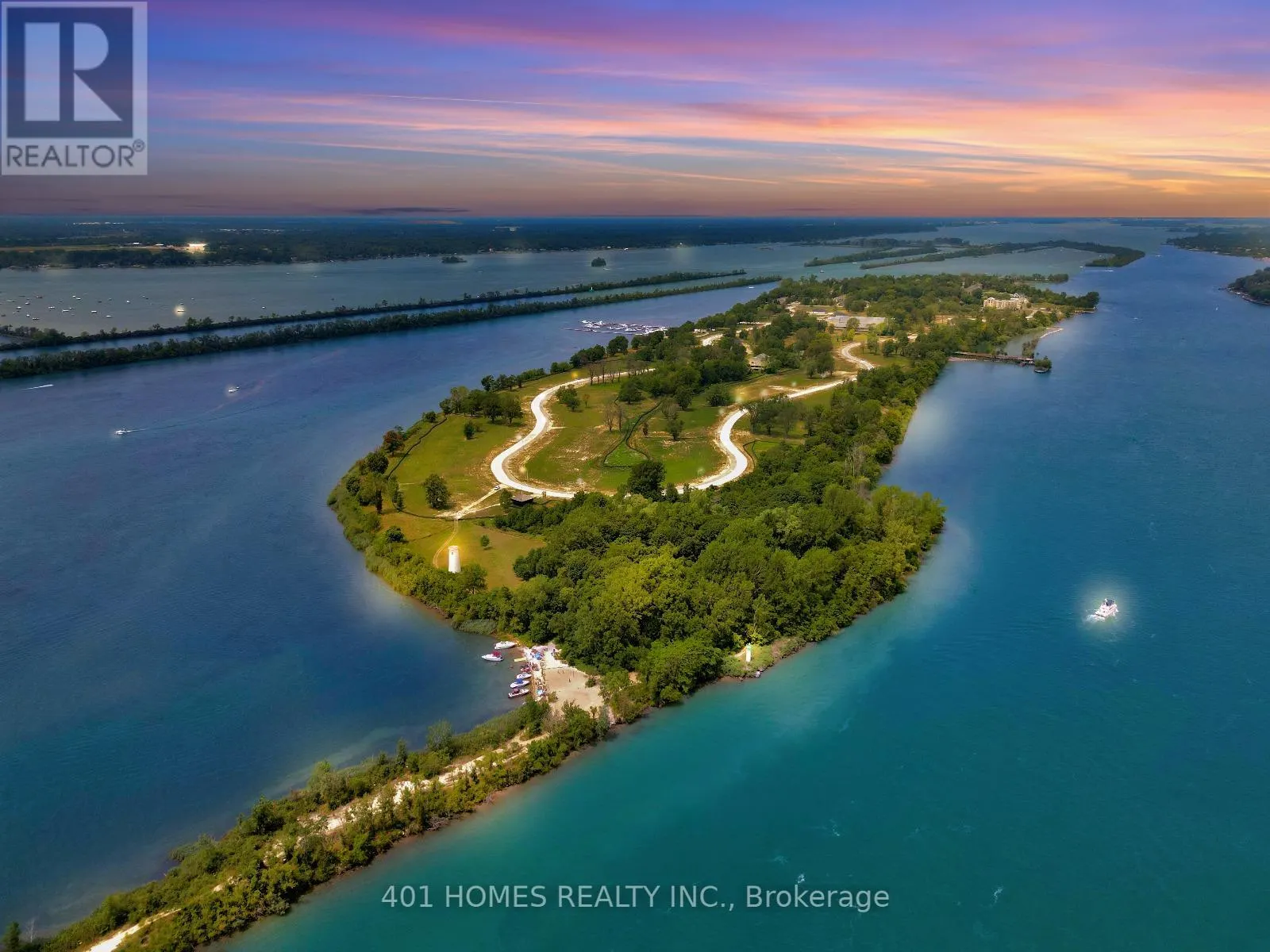 271 CRYSTAL BAY DRIVE