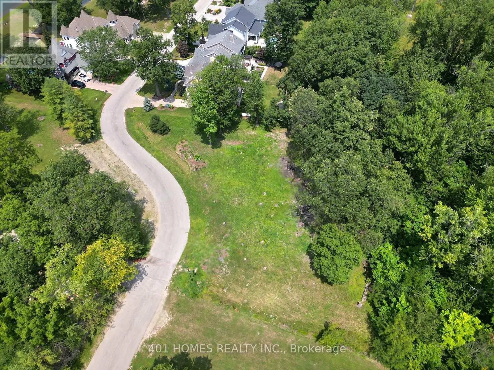 271 CRYSTAL BAY DRIVE