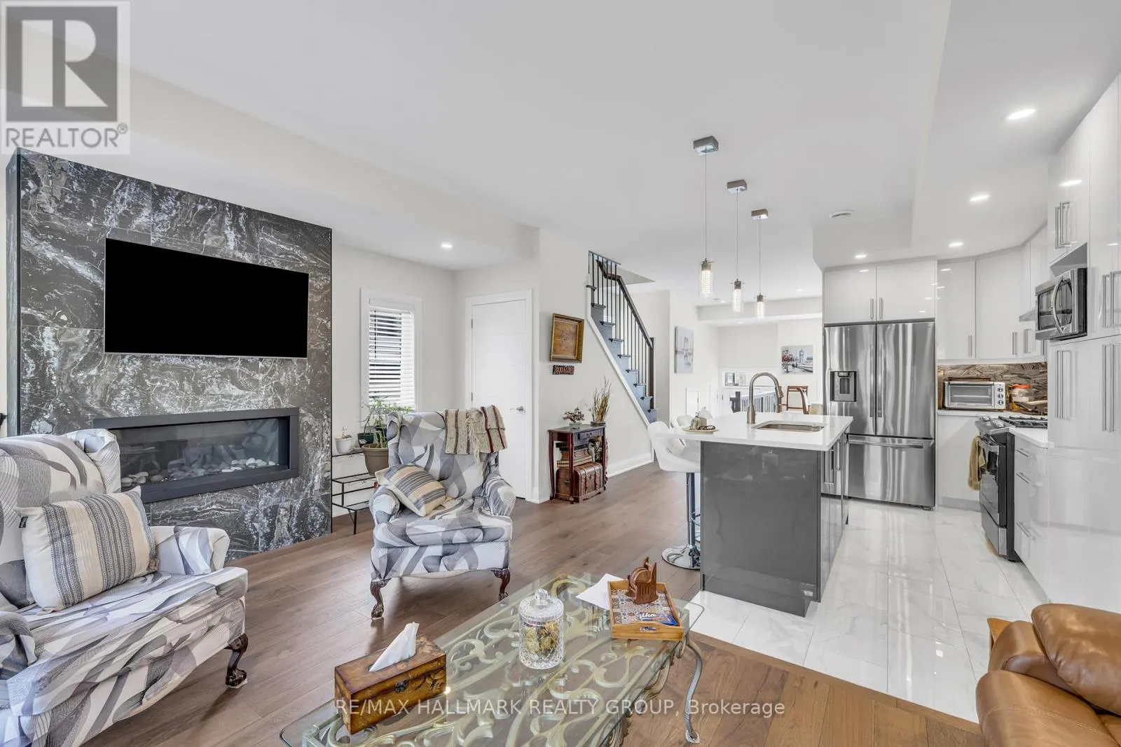 165 LONGPRE STREET