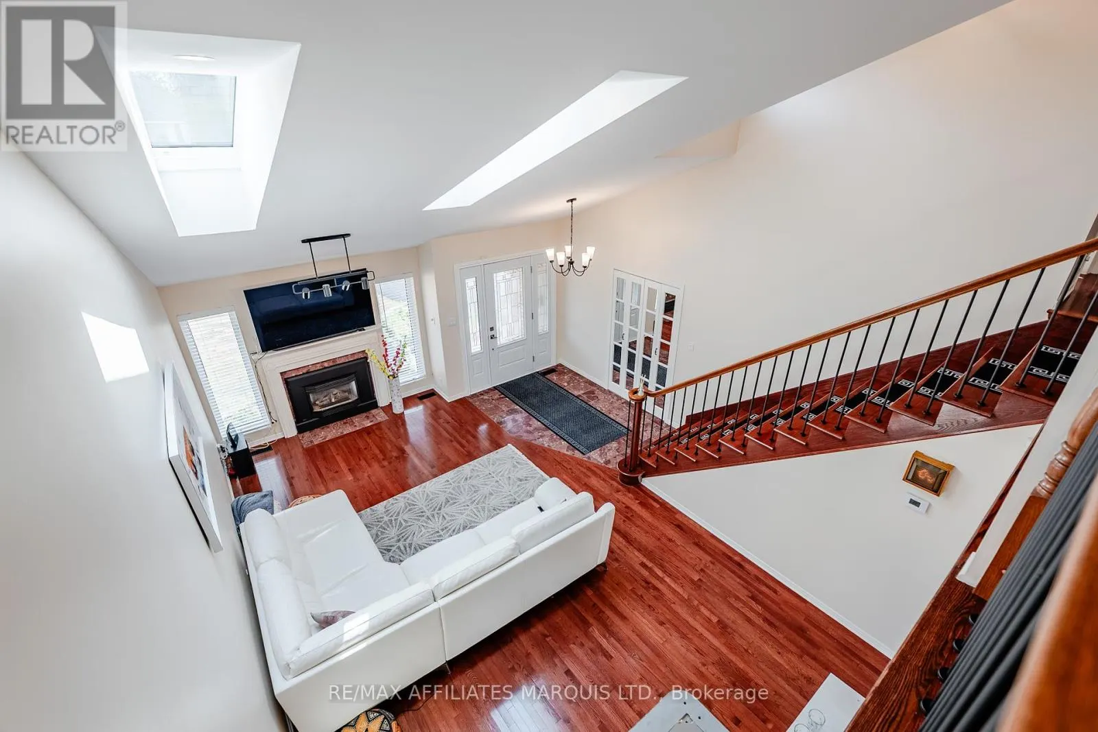 875 KENYON CRESCENT