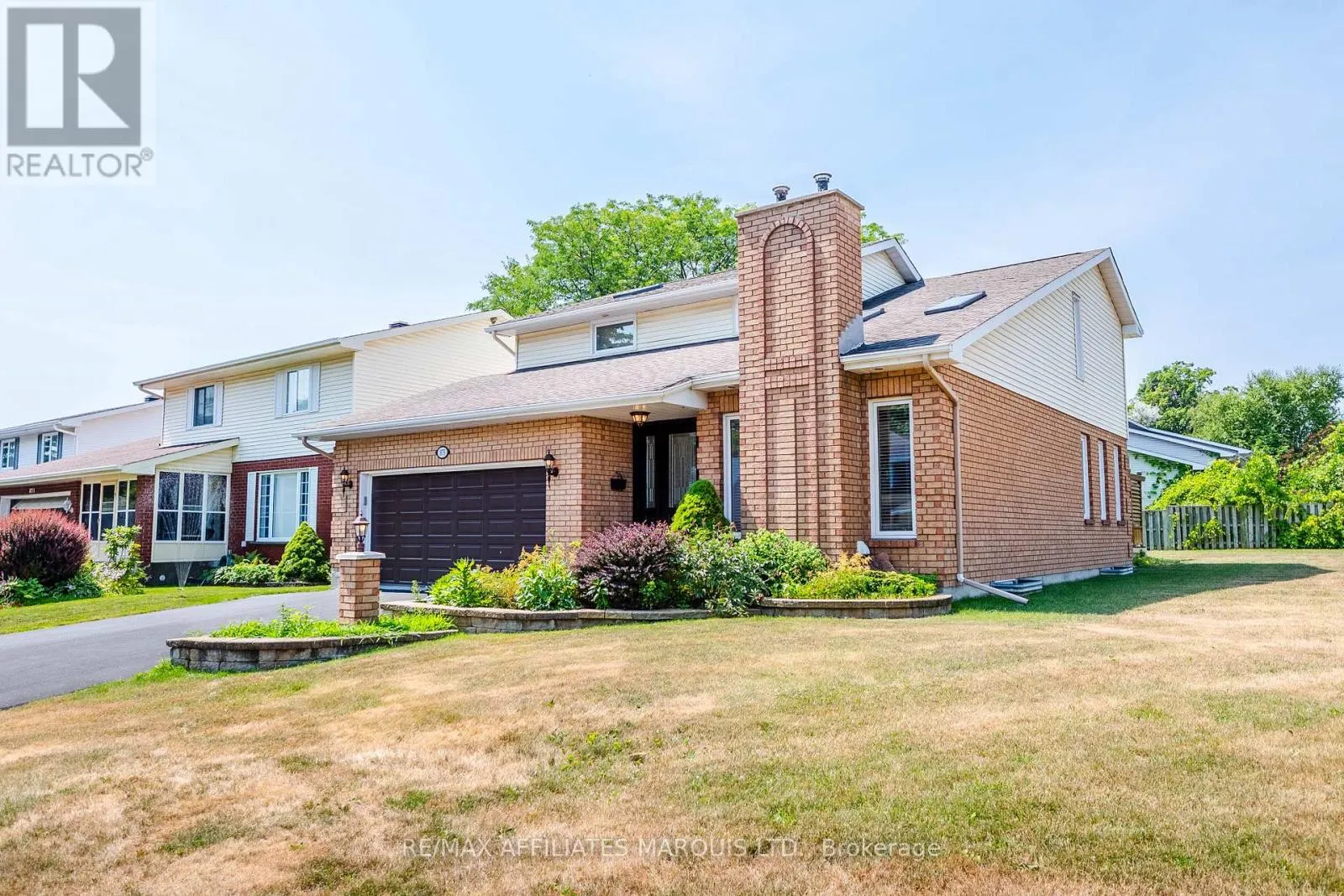 875 KENYON CRESCENT
