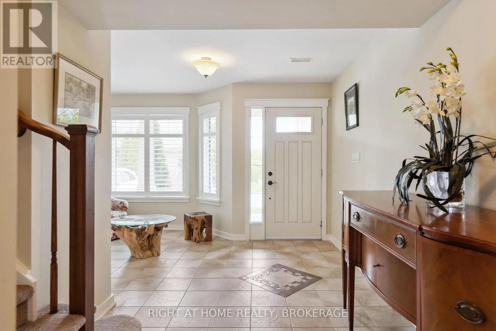 UNIT 17 - 2880 KING STREET, #Unit 17