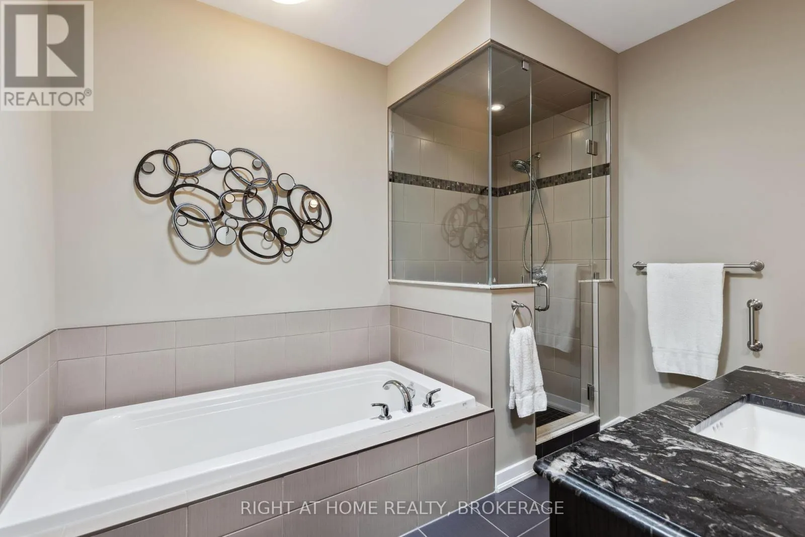 UNIT 17 - 2880 KING STREET, #Unit 17